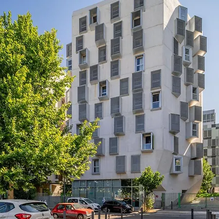 B&B Hotel Marseille Euromed-3