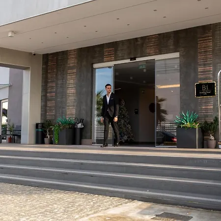 Building Hotel-3