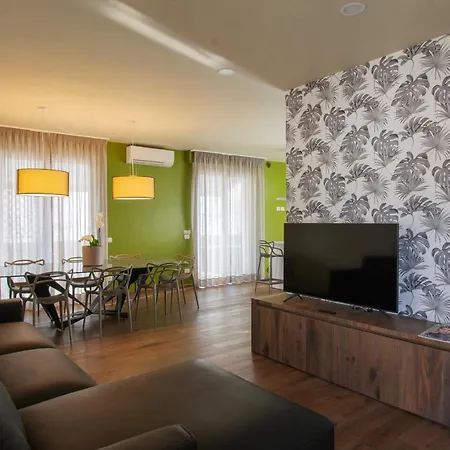 Albaresidence Vico01-2
