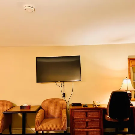 Fundy Line Motel-3
