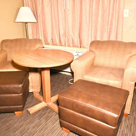 Fortune Inn & Suites-2