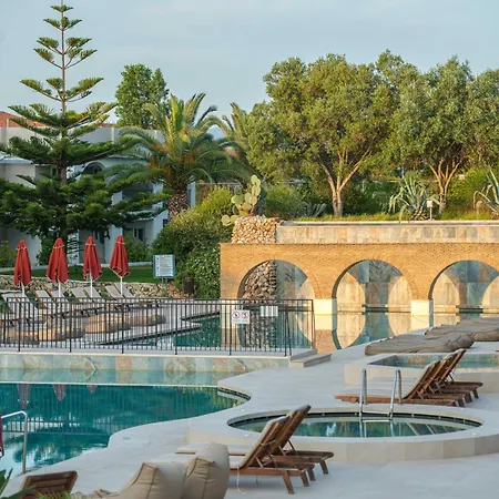 Bitzaro Grande Hotel & Suites-3