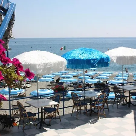 Hotel Bagni Arcobaleno-3