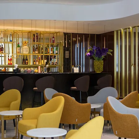 Vip Executive Suites Do Marques Hotel-3
