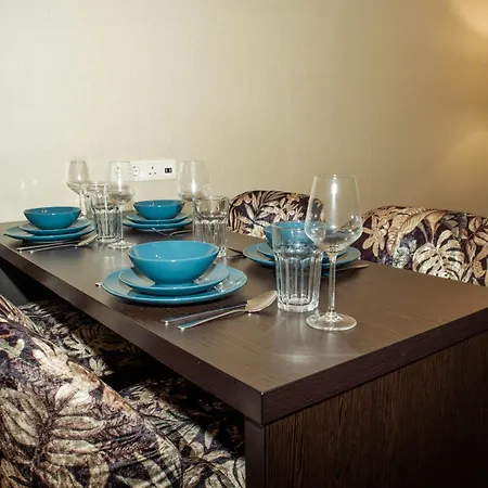 Golden Mansion Apartment Hotel-3