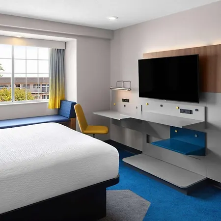 Microtel Inn & Suites By Wyndham Rapid City-3