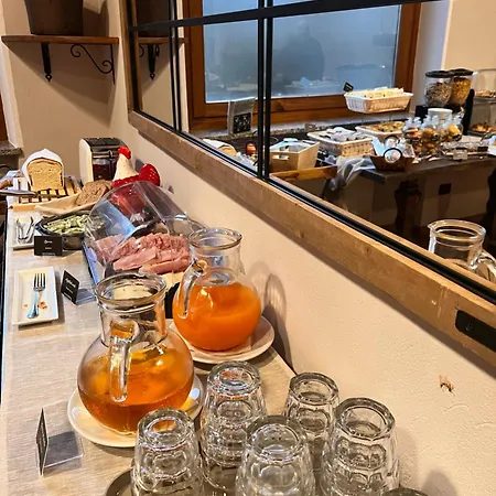 Fell Hotel-3