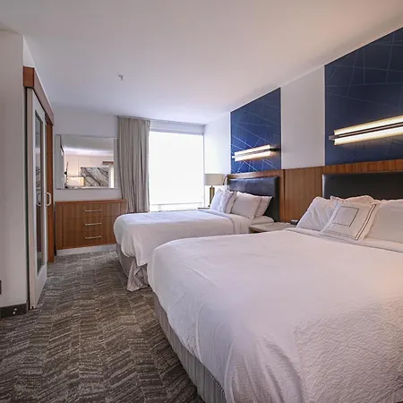 Springhill Suites By Marriott Grand Forks-2