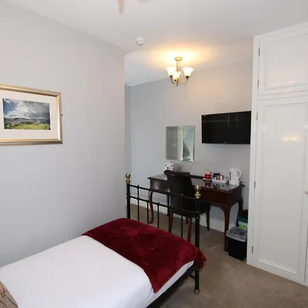 Fern Howe Guest House-3