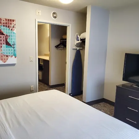 Best Western Fort Wayne Inn & Suites North-3