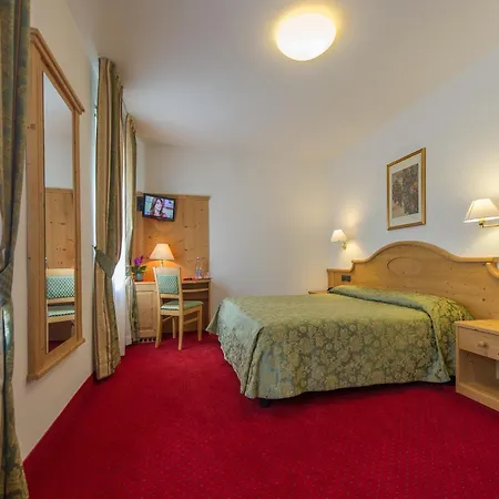 Hotel Lucia-2