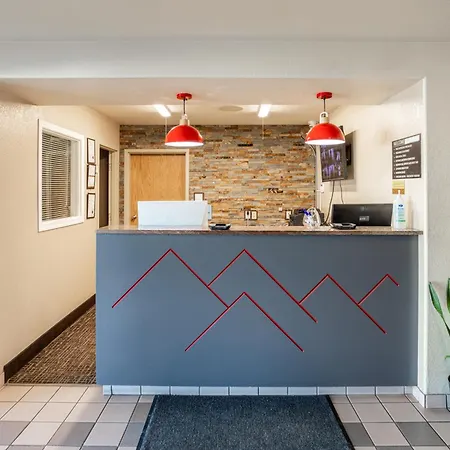 Ramada By Wyndham Cranbrook-2