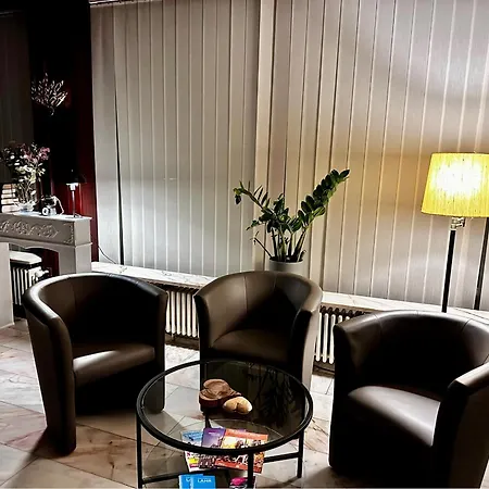 City Hotel-2