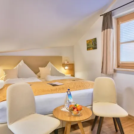 Wander und Aktiv Hotel Rösslwirt-2
