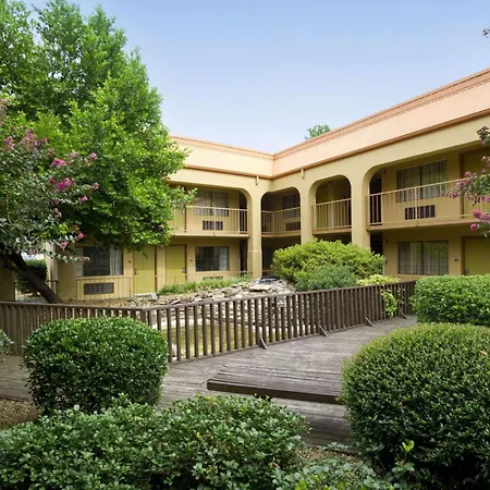 Days Inn By Wyndham Southaven Ms-2