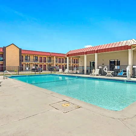 Americas Best Value Inn Paris-2