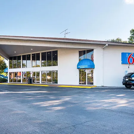 Motel 6-Tampa, Fl - Fairgrounds-3