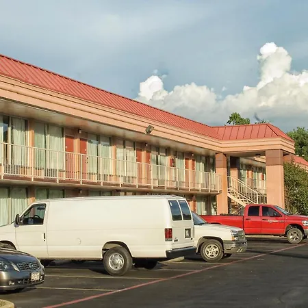 Express Inn & Suites-3