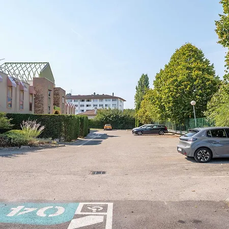 B&B HOTEL Annemasse Est-3