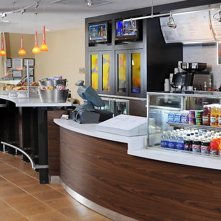 Courtyard By Marriott Houston Hobby Airport-2