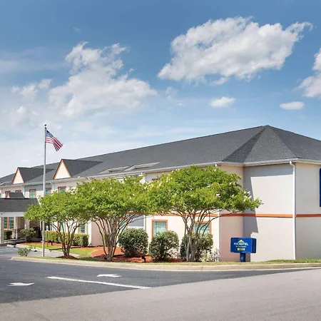 Microtel Inn & Suites By Wyndham Columbia Fort Jackson N-3