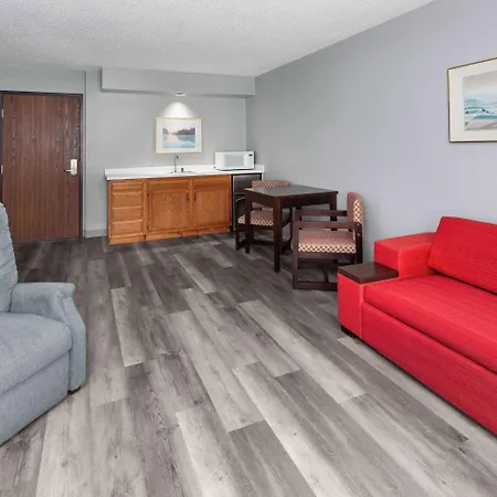 Super 8 By Wyndham Sun Prairie/Madison E-3