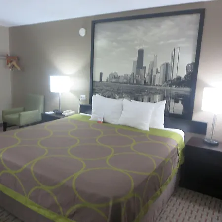 Super 8 By Wyndham Mundelein/Libertyville Area-3