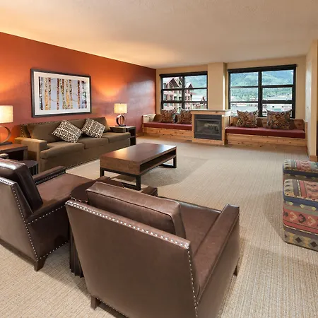 The Grand Summit Condos-3