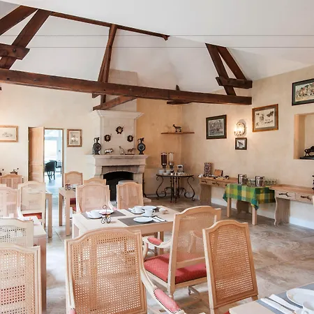 Logis Domaine De Valaudran-2