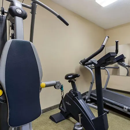 Quality Inn & Suites Pearl-Jackson-2
