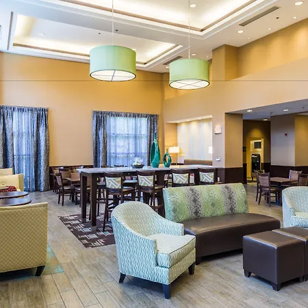 Hampton Inn & Suites Burlington-3