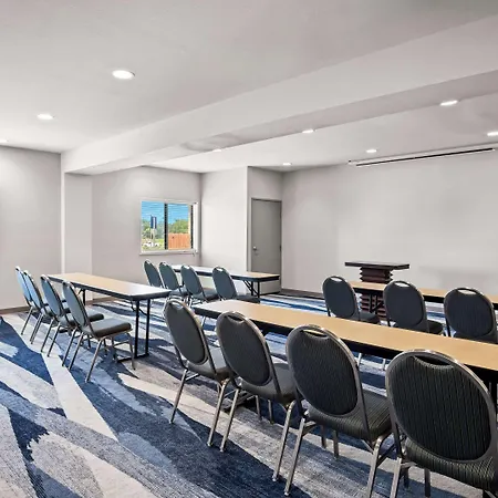 Comfort Suites Lindale - Tyler North-3