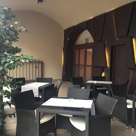 Hotel Lombardia-3