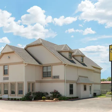 Super 8 By Wyndham Enid-2