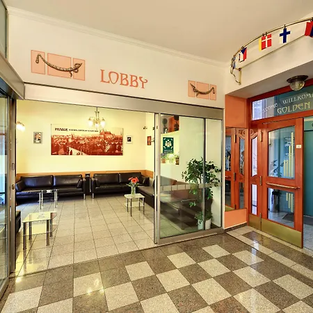 Hotel Golden City Garni-2
