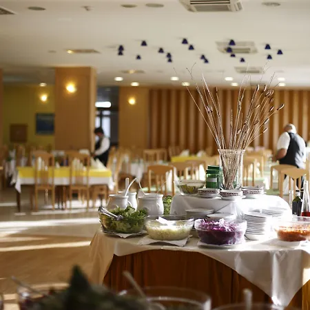 Hotel Donat-2