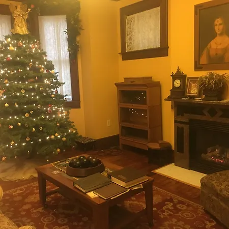 Bayberry House Bed And Breakfast-2