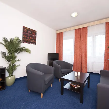 Hotel Plus-3