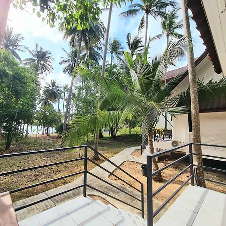 Astrococo Beach Resort By Coconut Beach-2