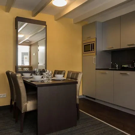 Golden Mansion Apartment Hotel-2