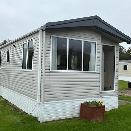 Campsie Glen Holiday Park-2