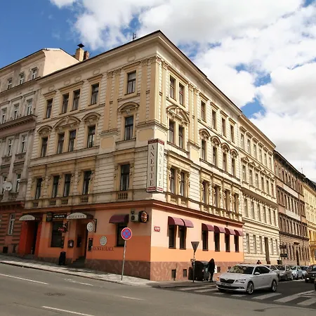 Anette Hotel-2