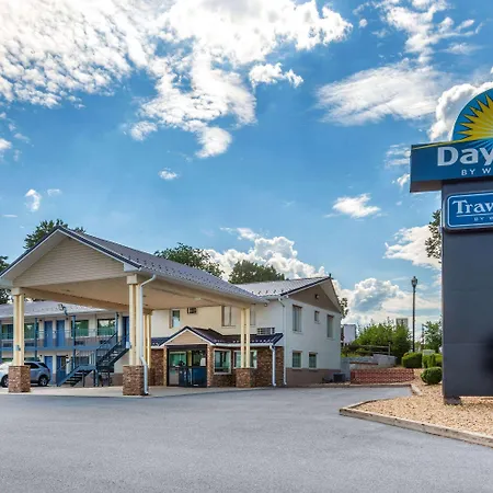 Days Inn By Wyndham Charles Town-2