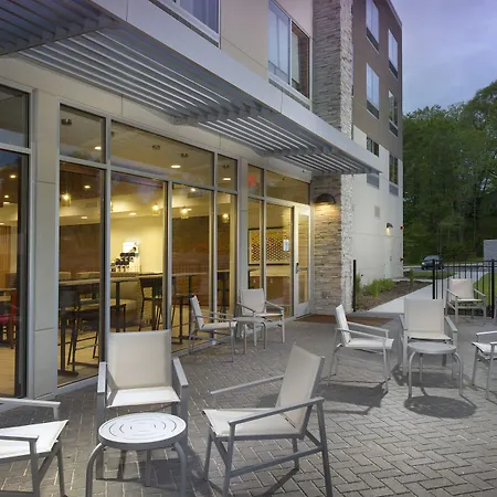Holiday Inn Express & Suites By Ihg Altoona By Ihg-2