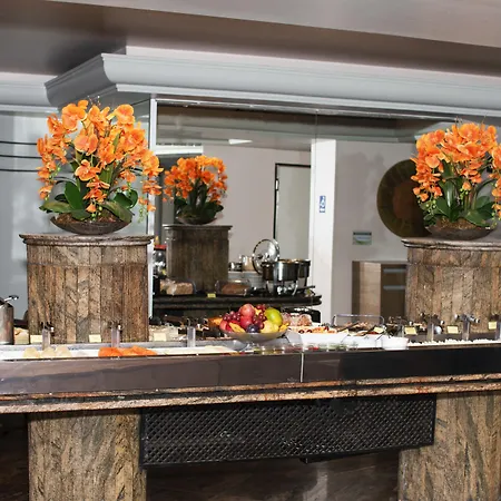 Royal Center Hotel Lourdes-2