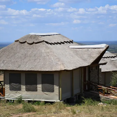 Serengeti Safari Lodge-2