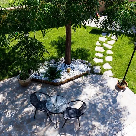 B&B Villa Saraceni Con Parcheggio Interno-3