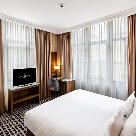 Hotel Grand City Wroclaw-3