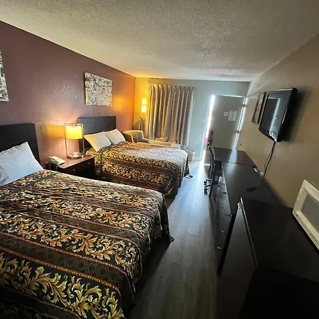 Rodeway Inn-3