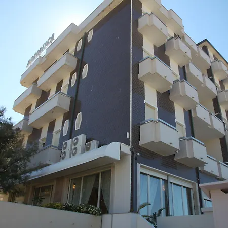 Hotel Adriatica sul Mare-2